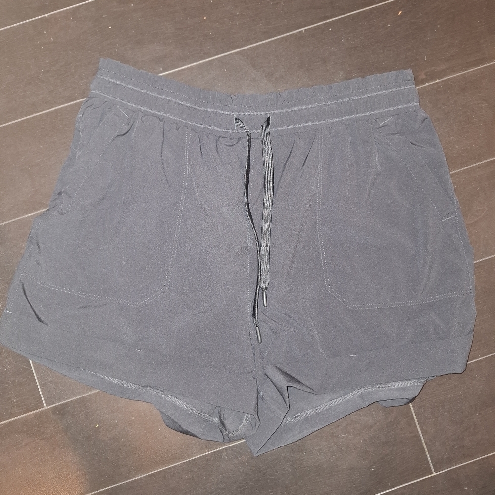 Mondetta Women's Shorts - Picture 3 of 7